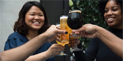 為什么提供本地旅游和活動(dòng)是酒店巨大的收入機(jī)會? 